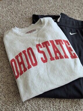 OHIO STATE VARSITY AUTHENTIC APPAREL Women's Sweatshirt Size Large